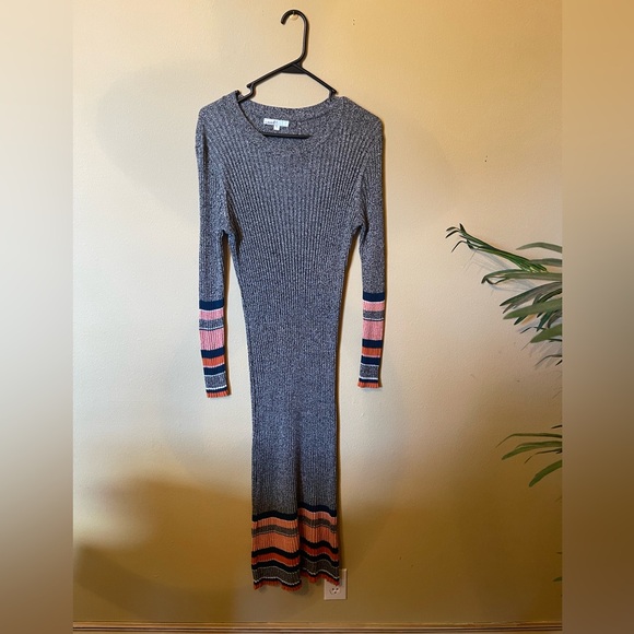 Ribbed long sleeve sweater dress | gray and orange - Picture 6 of 6